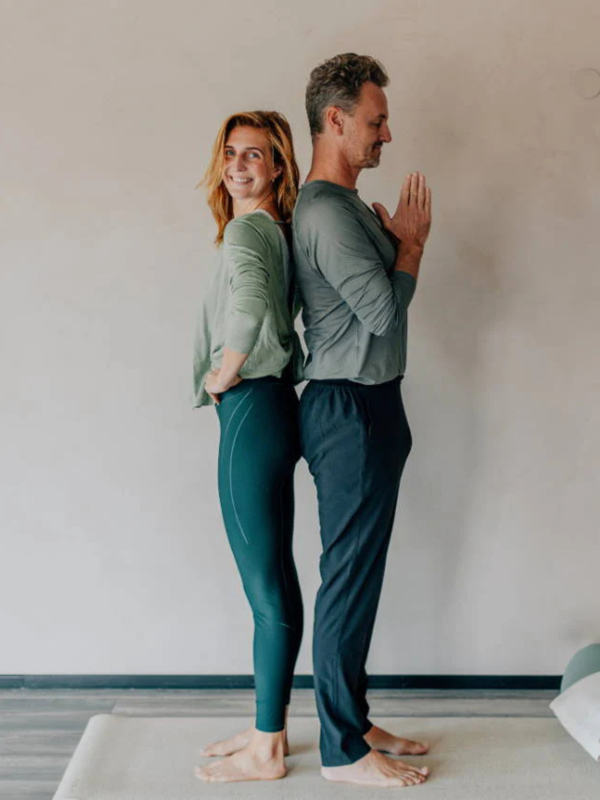 Säg hej till About Yoga, Sheila & Magnus!